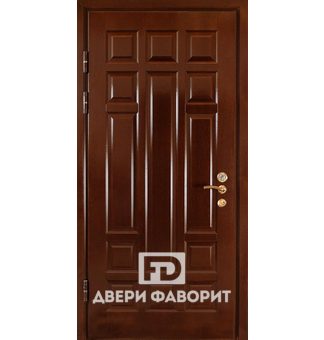 дверь с тремя петлями, без глазка отделана мдф коричневого оттенка