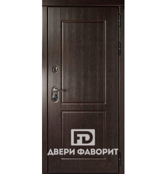 Уличная дверь с отделкой винорит (3 петли)